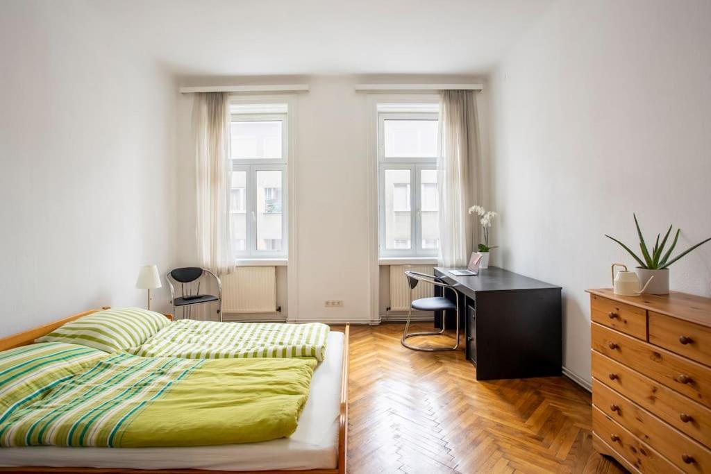 Vintage Living In The Heart Of Vienna. Apartment ภายนอก รูปภาพ