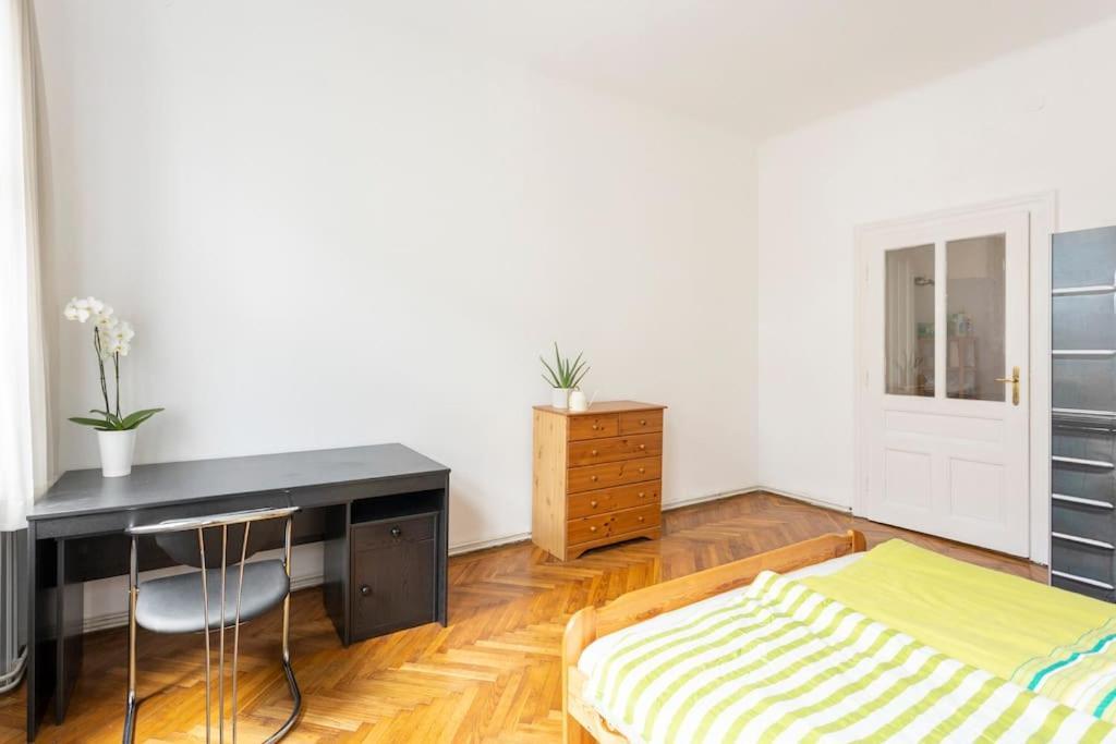 Vintage Living In The Heart Of Vienna. Apartment ภายนอก รูปภาพ
